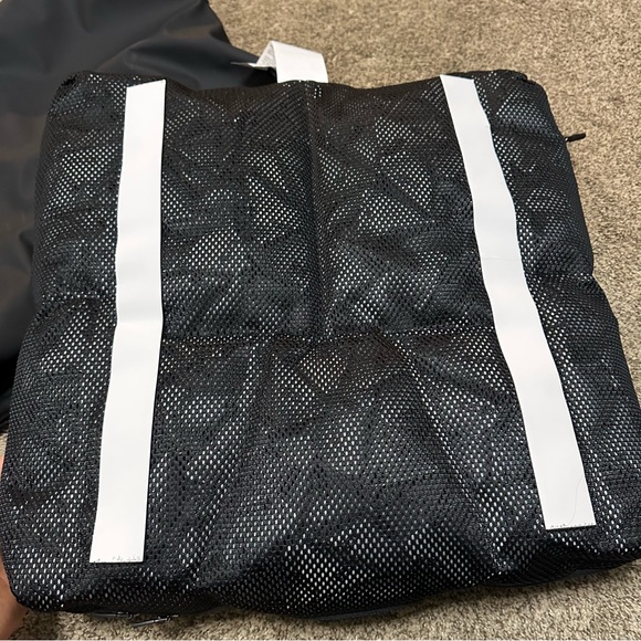 VICAIR 02 Vector 10 Wheel Chair Cushion - Picture 6 of 9